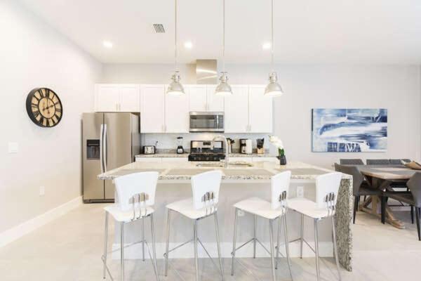 5 Bedroom 6 Ba Deluxe 5 Min To Disneyworld Bbq Grill Orlando