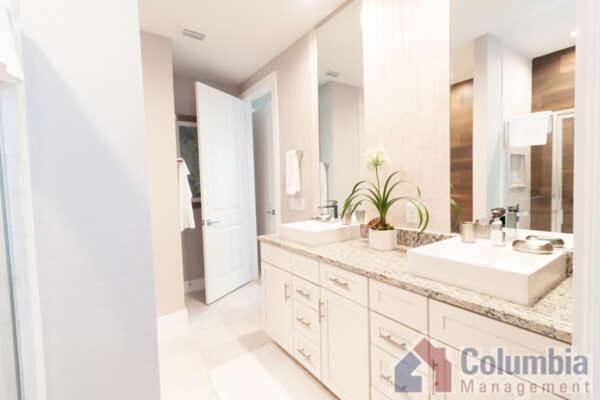 Villa 5 Bedroom 6 Ba 5 Min To Disneyworld With Bbq Grill