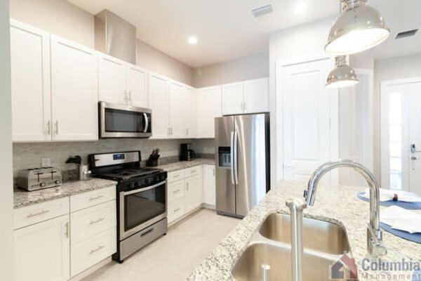 Villa 4 Bedroom 4 Ba Ground Zero To Disneyworld 1804ft² *