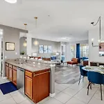 Vista Cay Magic Condo