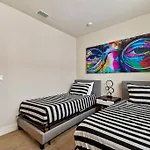 Modern With Private Pool - 20 Minutes To Disney
