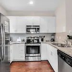 4 Bedrooms - 3 Bathrooms - Lucaya Village 14-101