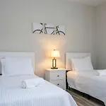 Renovated 4Br Condo 5Min Conv Center