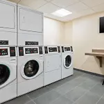 Hyatt House Orlando Airport