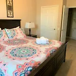 Universal Studios Area Apartment