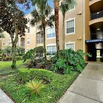 Windsor Hills Spacious Condo,Pool,Slides,By Disney