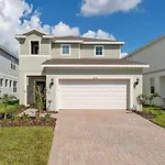 Incredible New 5Bd Home All Suites With Pool And Bbq Grill