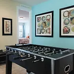 Traditional 10 Bdrm Home With Loft Tv Area At Encore