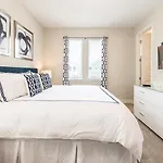 Polished Serene 4 Bdrm Home With Games Room At Encore
