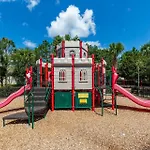 Serene 3 Bedroom Retreat In Orlando6494