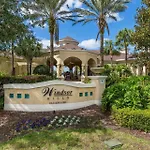 Serene 3 Bedroom Retreat In Orlando6494
