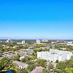 Luxury 1Br Lakeview Condo Near Disney!