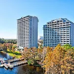 Luxury 1Br Lakeview Condo Near Disney!