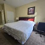 King-Size Bed By Convention Center, Universal & Disney