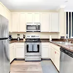 2Br Condo - Pool Hot Tub & Games - Near Disney