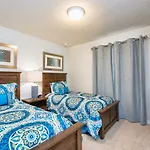 Windsor-5 Bed Townhouse W/Splashpool-3804Ww