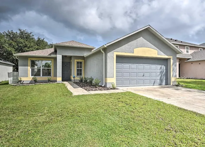Charming Clermont Home - 10 Miles To Disney Parks!