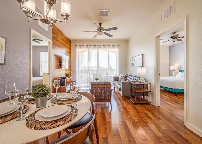 Stylish Vista Cay Luxury Star Near All Theme Parks And Walk To The Convention Center