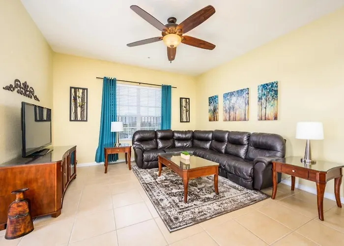 Beautiful Lakeview Vacation Condo, Vista Cay 1016