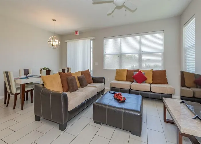 Compass_Bay_5141