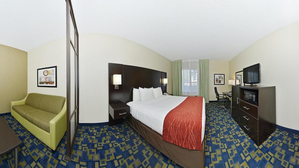 Hotel Comfort & Near Universal Resort-convention Ctr