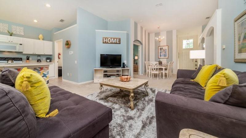 4 Bedroom In The Gated Windsor Palms Just Minutes To * Orlando