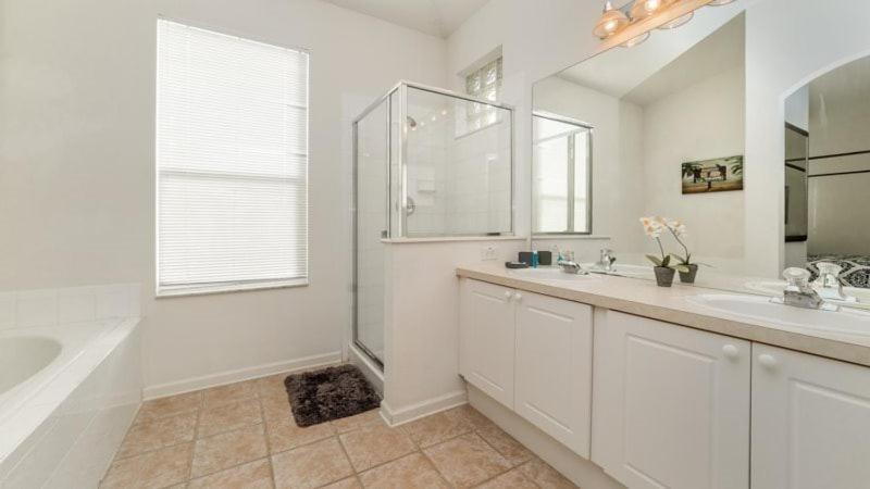 4 Bedroom In The Gated Windsor Palms Just Minutes To * Orlando