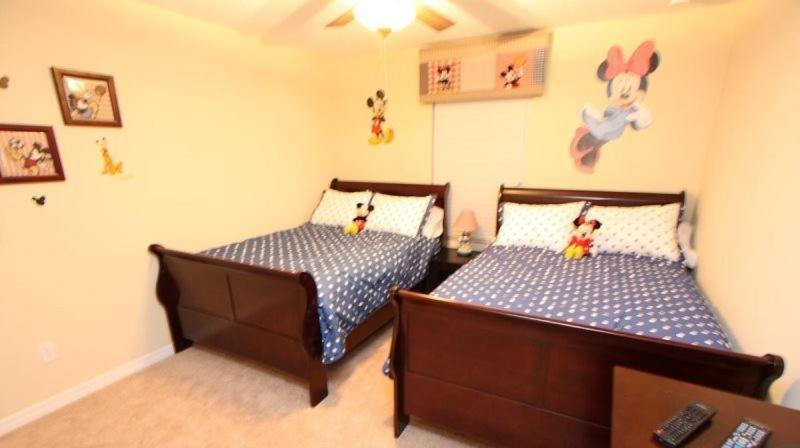 Beautiful 4 Bedroom 3 Bath Town In Paradise Palms * Orlando