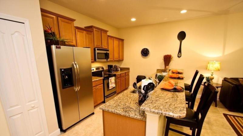 Holiday home Beautiful 4 Bedroom 3 Bath Town In Paradise Palms *