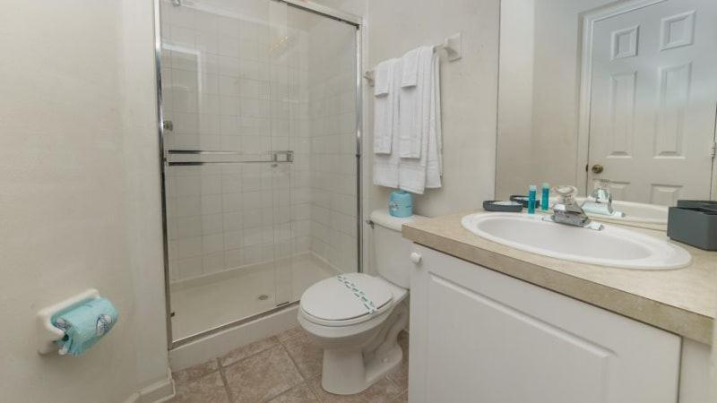 Holiday home 4 Bedroom In The Gated Windsor Palms Just Minutes To