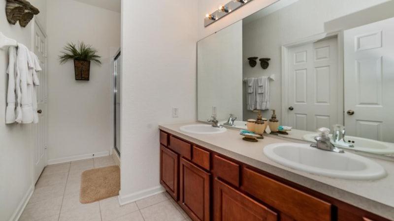 Holiday home 5 Bedroom 5 Bath Pool Home In Windsor Hills Resort *