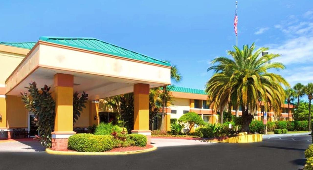 Bposhtels Florida Mall Hostel
