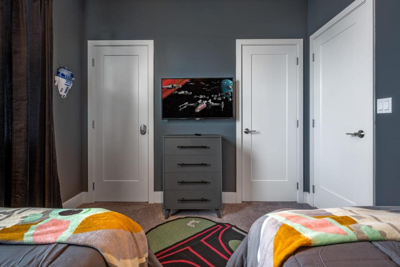 Luxury With Amazing Themed Bedrooms Holiday home Orlando