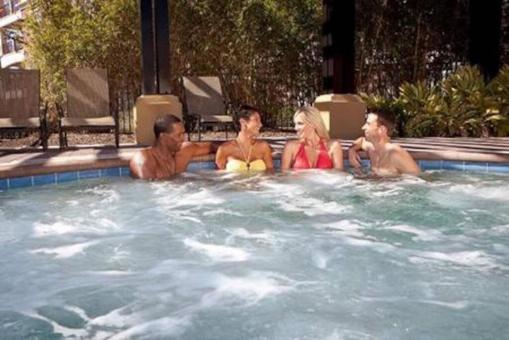 Seaworlddisneyuniversal 5 Beds 3 Bed2bath Apartment *