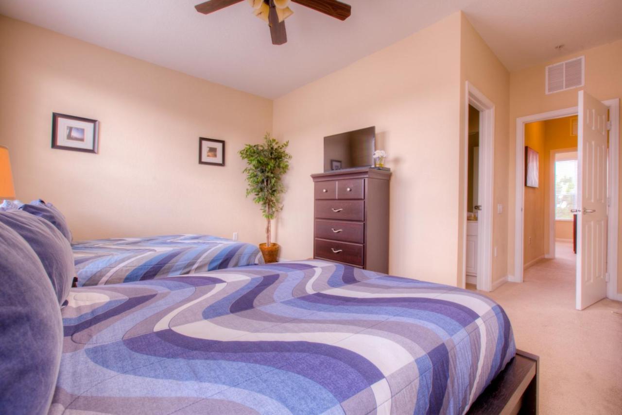 Gorgeous Townhome W Free Access Holiday home *