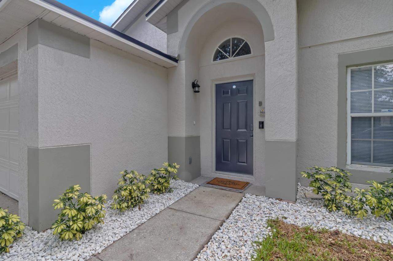 Themed House Free Heated Pool Close 5br 9bd Orlando