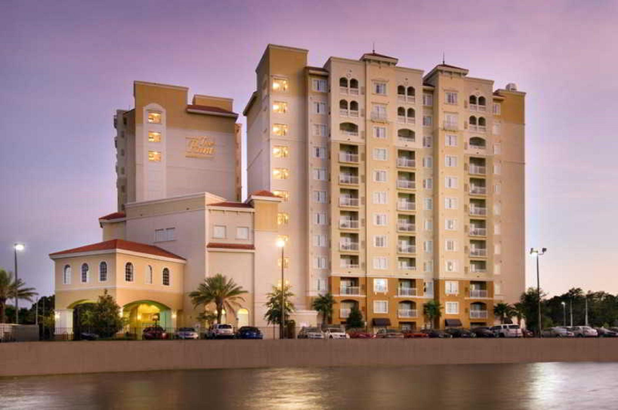 The Point & Universal Hotel 3*