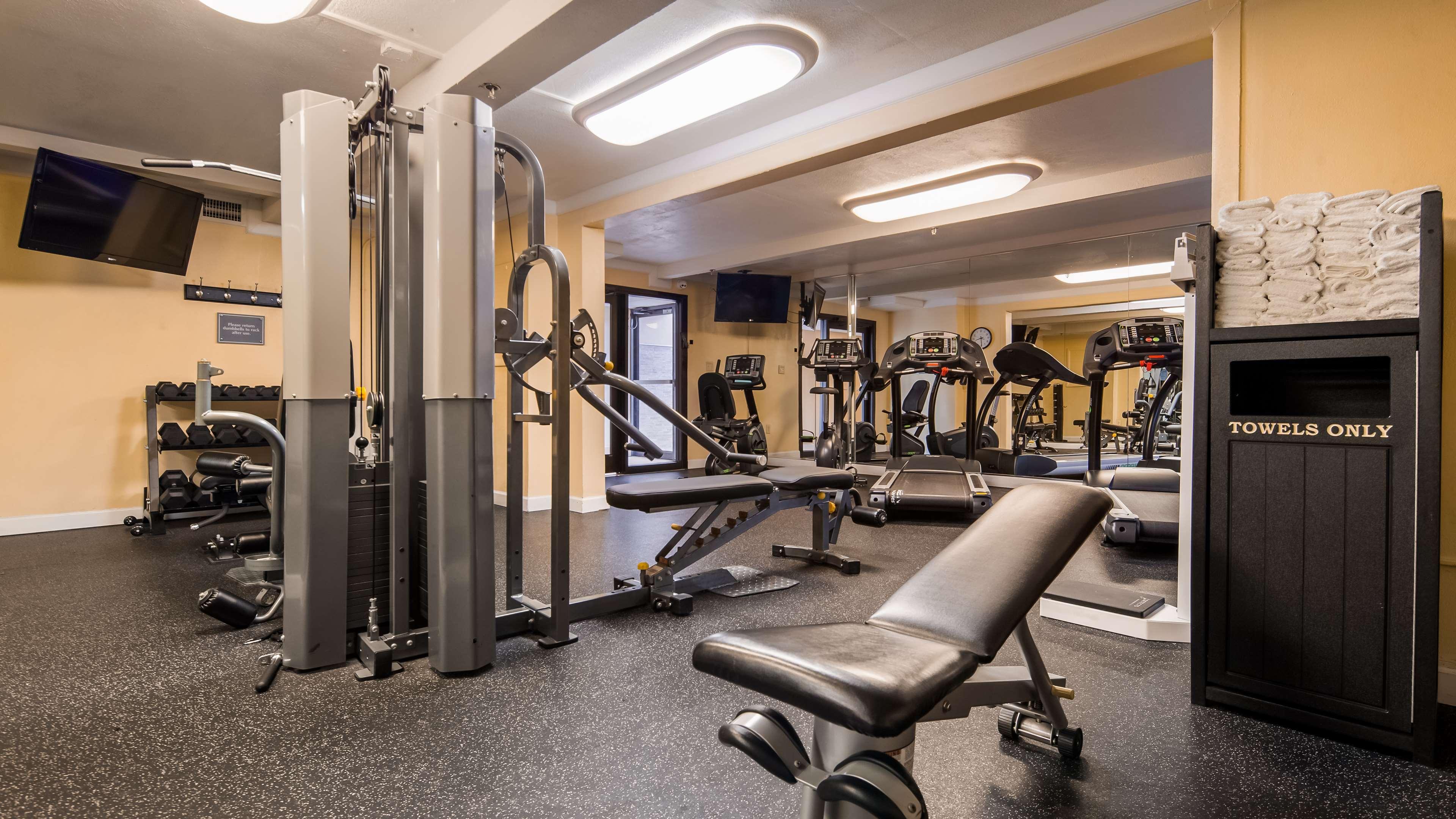 Western Gateway Hotel 4*