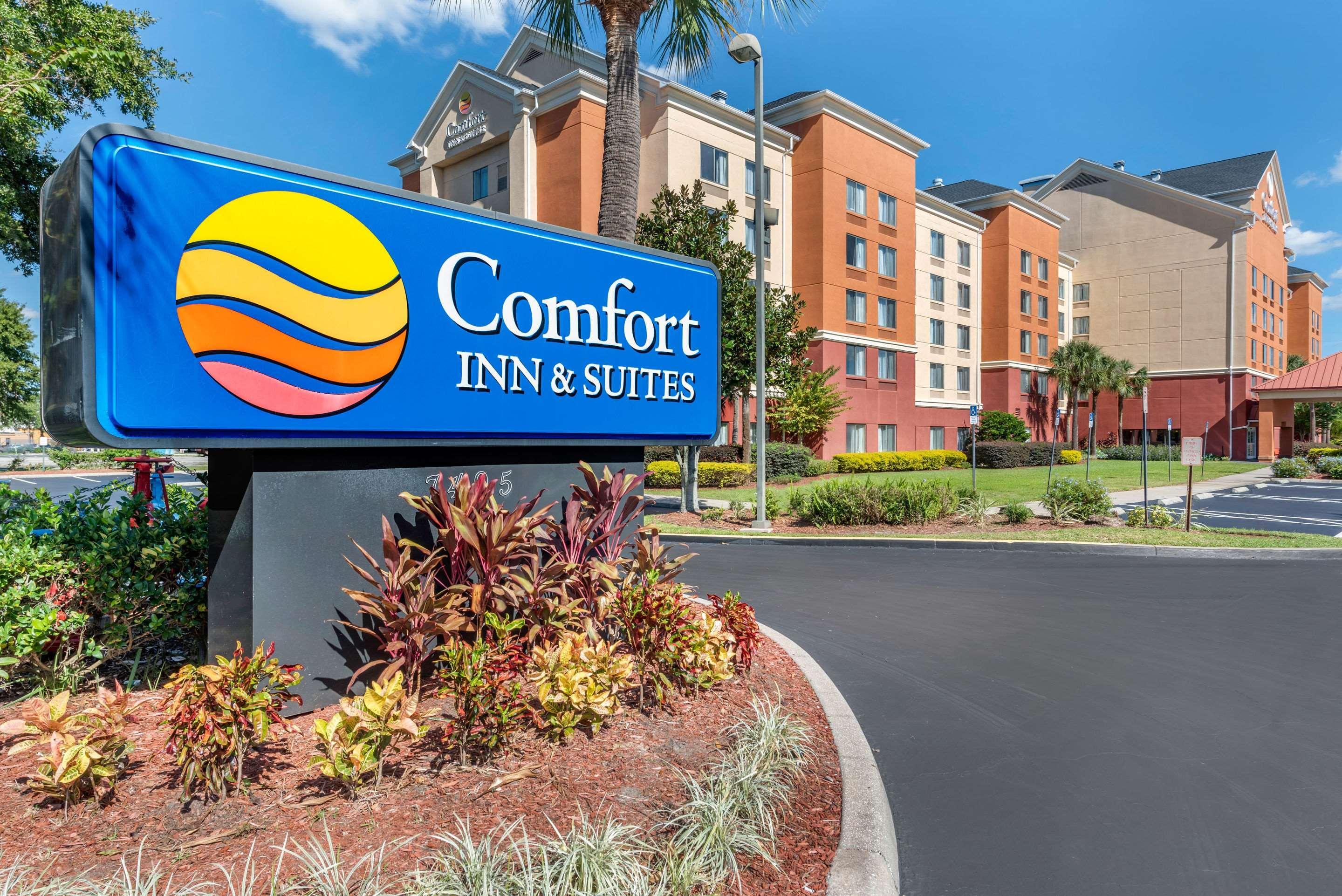 Comfort & Near Universal Resort-convention Ctr 3*