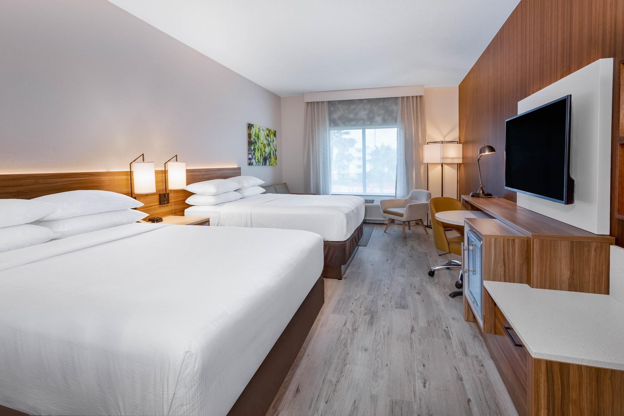 Hotel Wyndham Garden Universal / I Drive