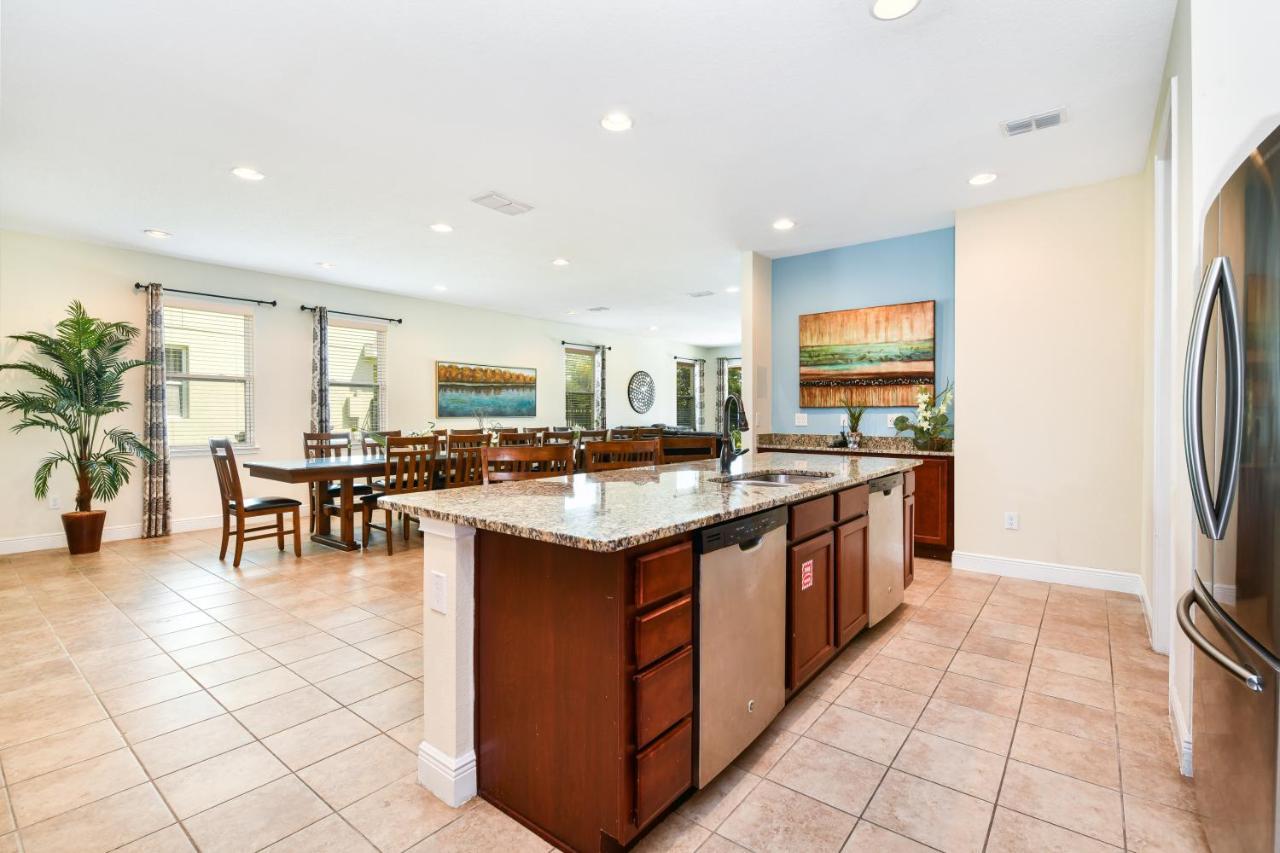 Spacious By Rentyl With Water Park Access Near - 7523m Holiday home Orlando
