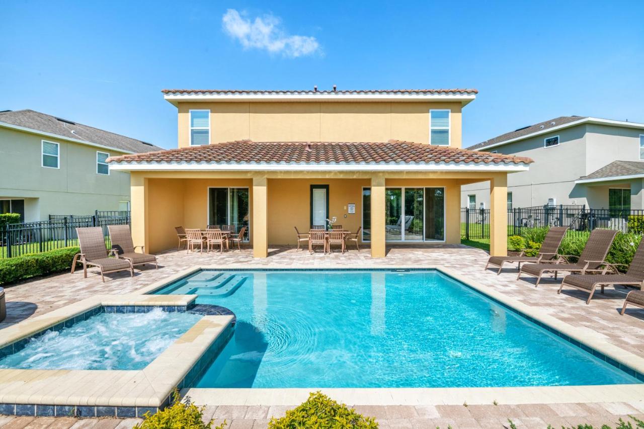 Spacious By Rentyl With Water Park Access Near - 7523m Holiday home Orlando