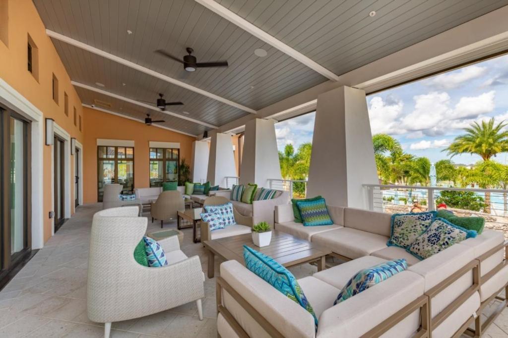 5 Bedrooms - 5,5 Bathrooms - Solara 1620 Hg Orlando