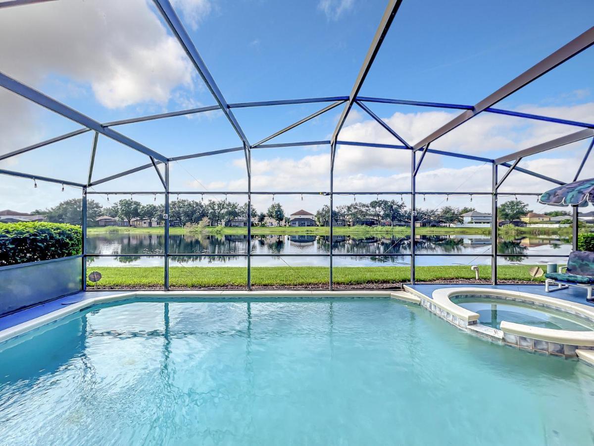 Glenbrook Lakefront Poolspa Vacation