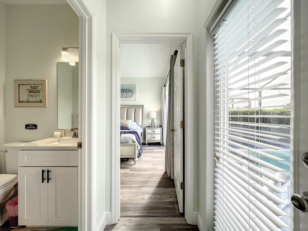 Holiday home Glenbrook Lakefront Poolspa Vacation