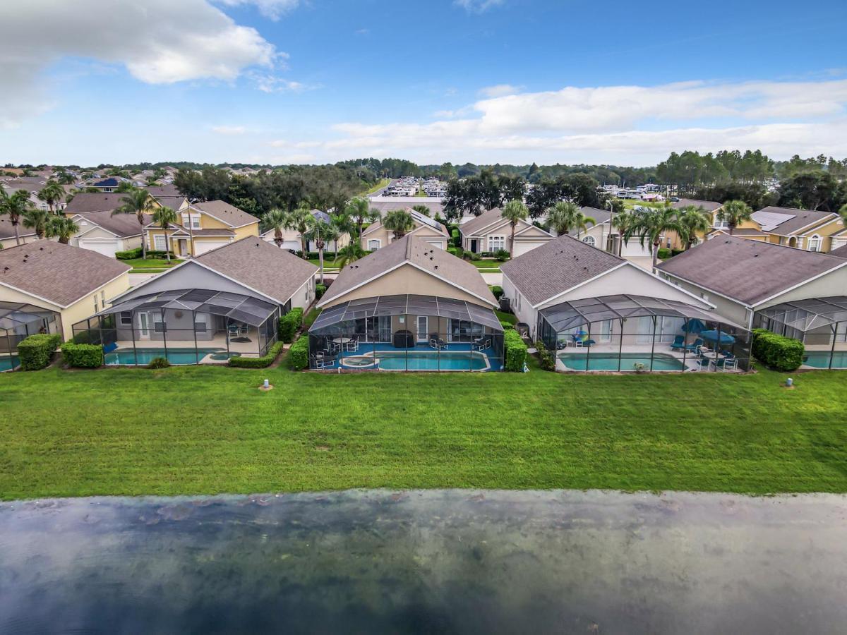Holiday home Glenbrook Lakefront Poolspa Vacation *
