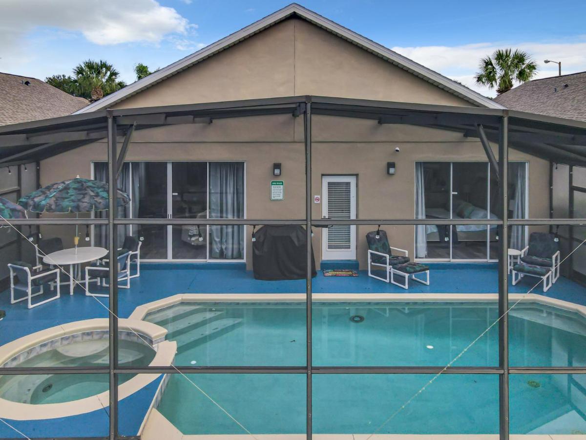 Holiday home Glenbrook Lakefront Poolspa Vacation