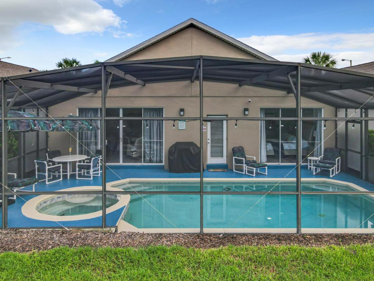 Glenbrook Lakefront Poolspa Vacation