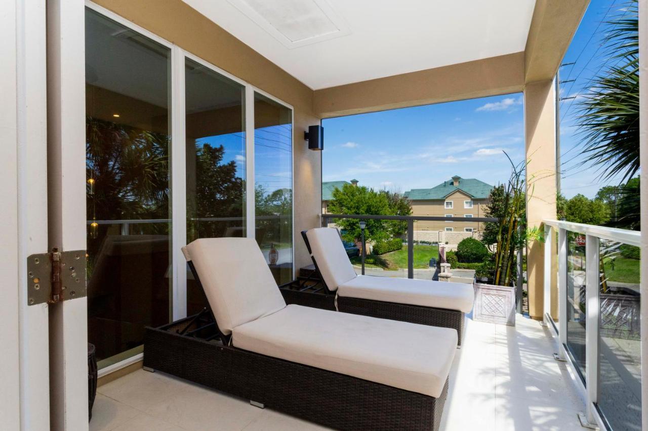 Stunning 4 Bd Close To @ Magic Village 3247 * Orlando
