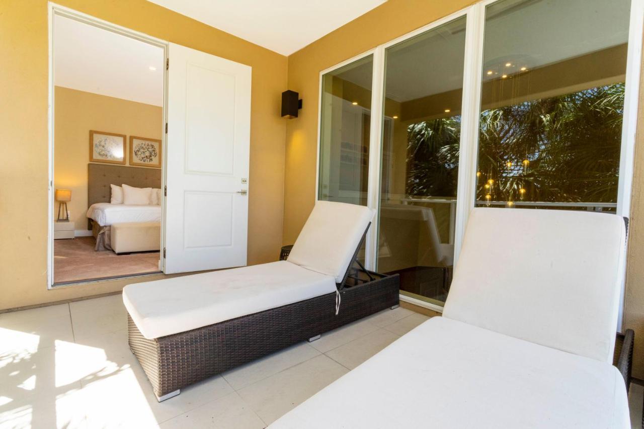 Stunning 4 Bd Close To @ Magic Village 3247 Orlando
